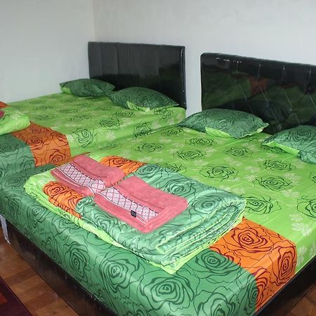 Riverrun Home Богор Экстерьер фото